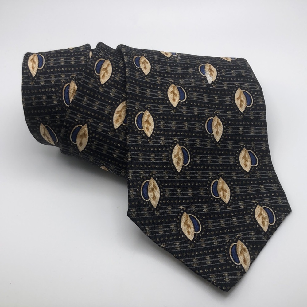 VTG Studio by fumagalli’s Italian silk made in USA tie